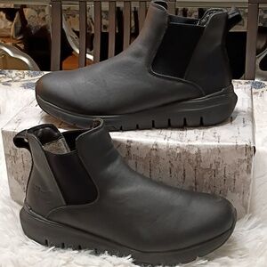 KURU Flex Astra Black Leather Ankle Boots with Plantar Fascitis Arch Support 9.5
